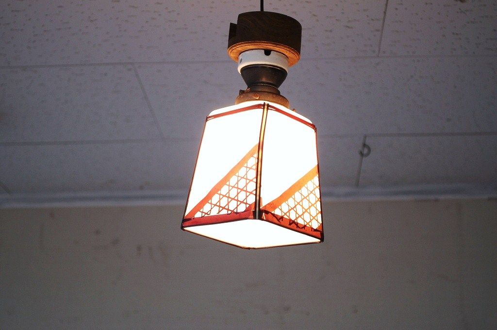 古いセルロイド電笠