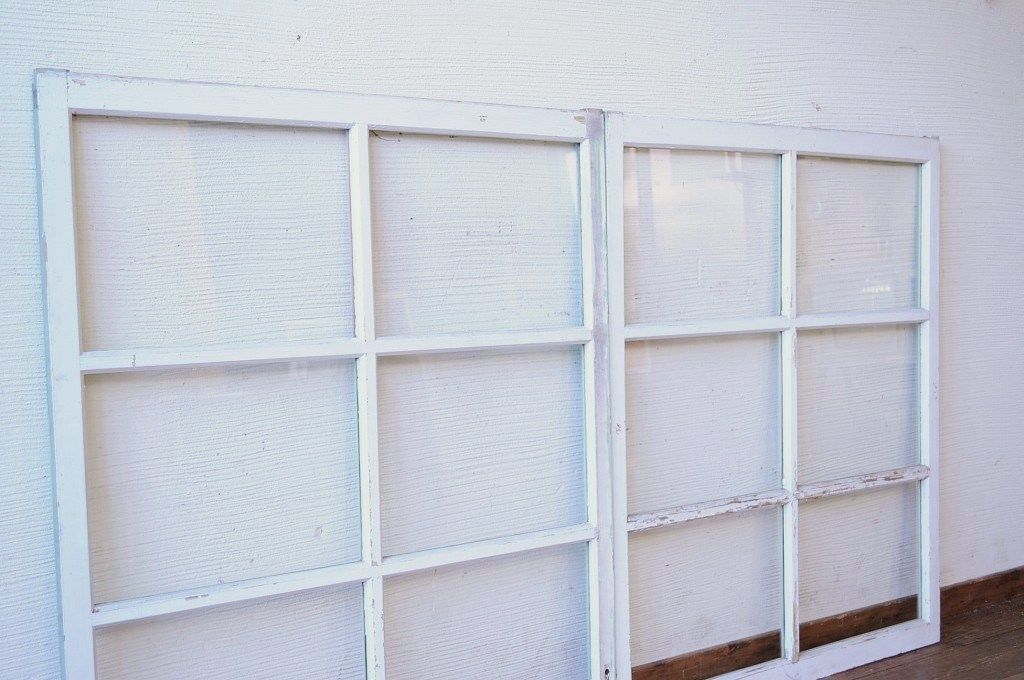 レトロ　古い学校のペンキの剥げた引き戸2枚セット5(窓)