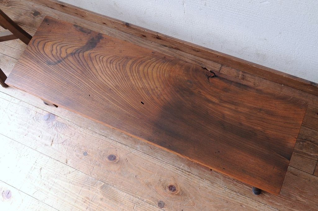 アンティーク雑貨　古い欅材の一枚板鉄脚ローボード