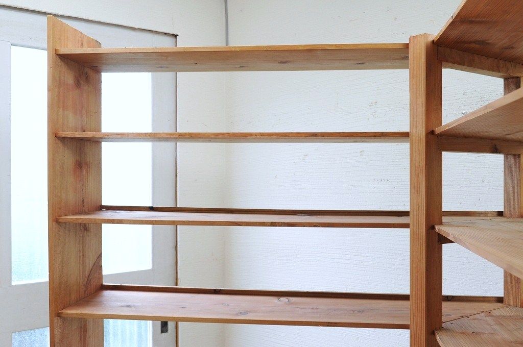 アンティーク家具　古い木味の引き出し付きL型飾り棚