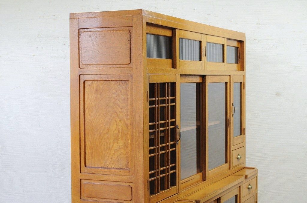 アンティーク家具　◇珍品!古いナラ材の作業台と冷蔵庫のついた特大食器棚
