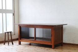 アンティーク家具　古い木のモールガラス作業台