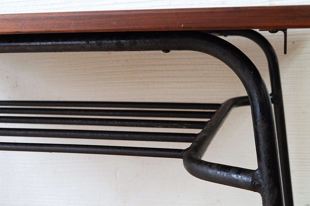 レトロ家具　★古い鉄脚のレトロなテーブル7