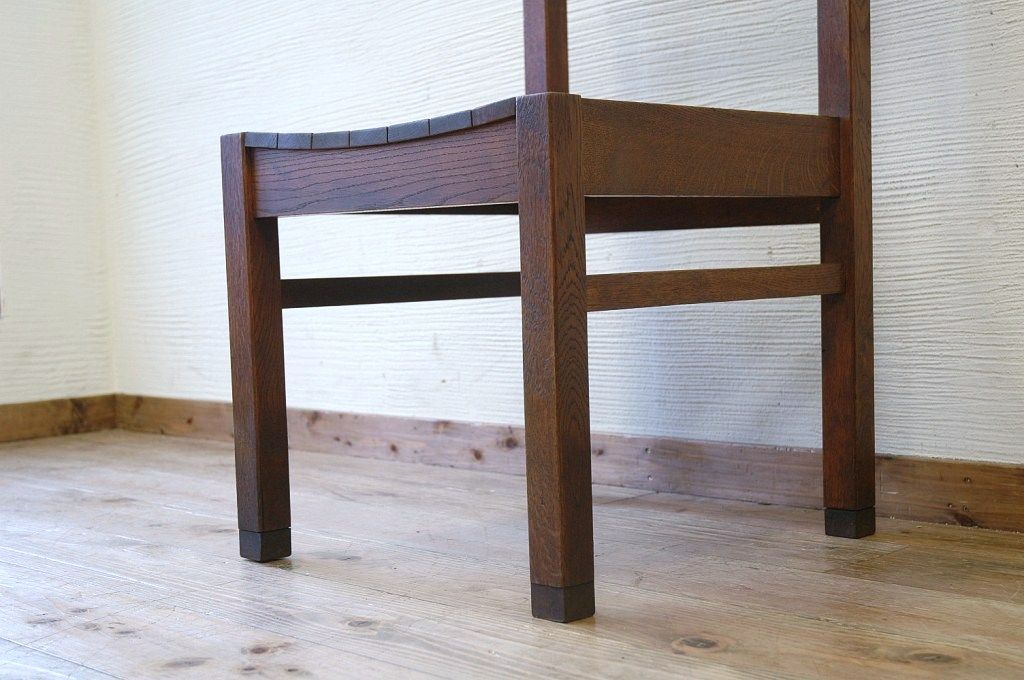 アンティーク家具　古いナラ材の重厚な椅子4