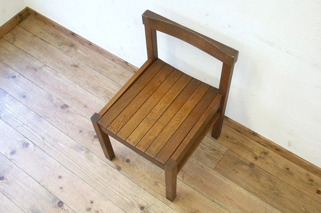 アンティーク家具　古いナラ材の重厚な椅子6