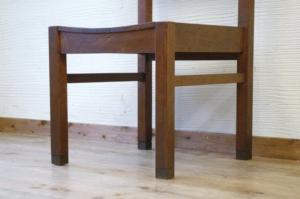 アンティーク家具　古いナラ材の重厚な椅子8