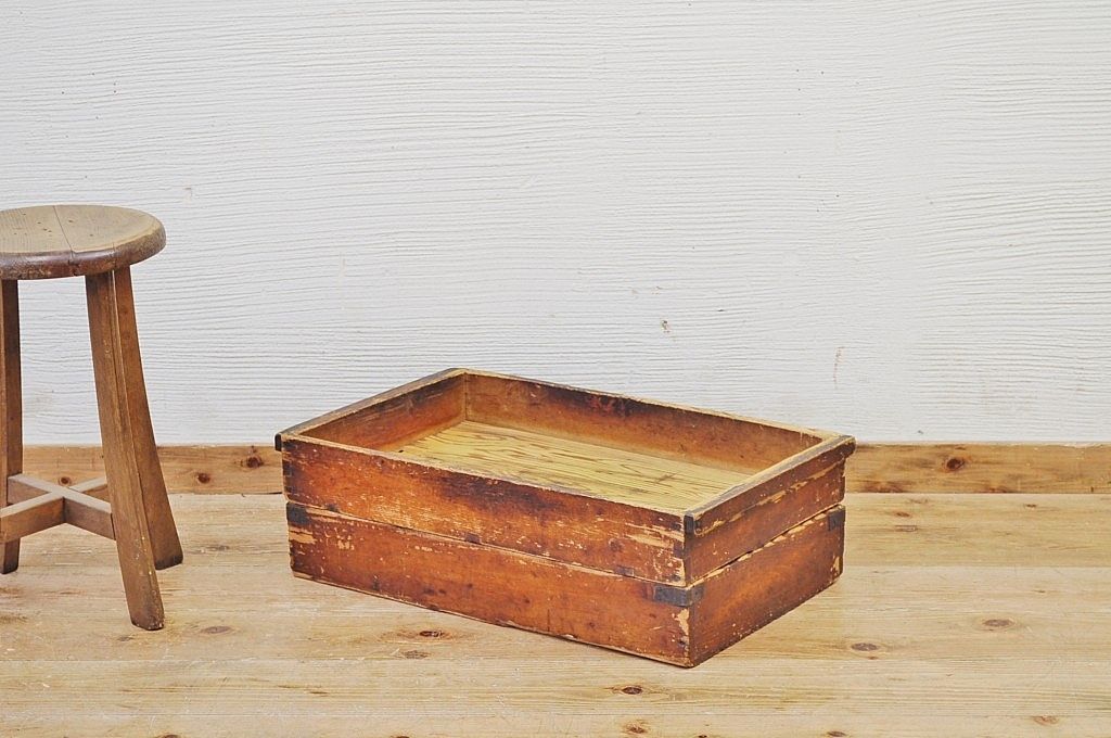 アンティーク雑貨　古い木の菓子箱2個セット