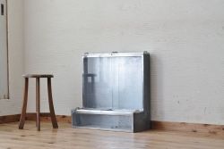 アンティーク家具　珍品!古いブリキのガラスケース4