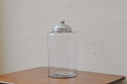 アンティーク雑貨　古いフタ付のガラス瓶(ビン)1