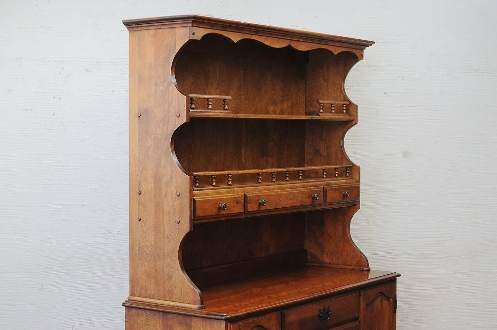 ◇新品展示品　USA製　メイプル材の上質なカップボード(定価350000円)