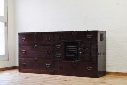 アンティーク家具　明治〜大正　迫力の一間大川箪笥(下段)