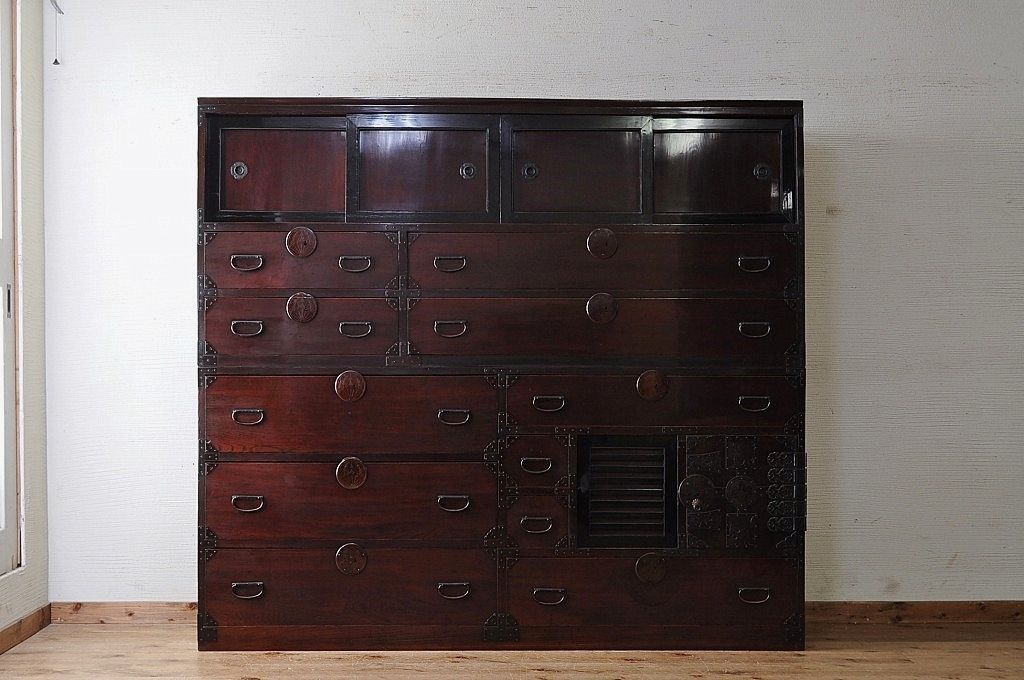 アンティーク家具　明治〜大正　迫力の一間大川箪笥(下段)