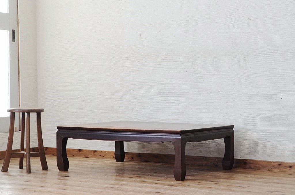 レトロ家具　古い木のレトロな座卓
