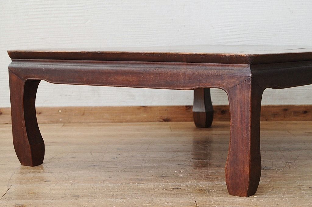 レトロ家具　古い木のレトロな座卓