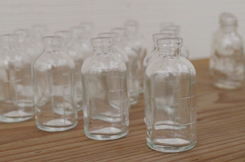 アンティーク雑貨　気泡の入ったガラス瓶(ビン)29本セット