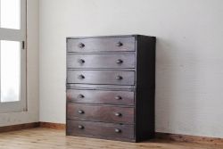 アンティーク家具　素敵なデザイン!古い木のシンプルな二段重ねチェスト