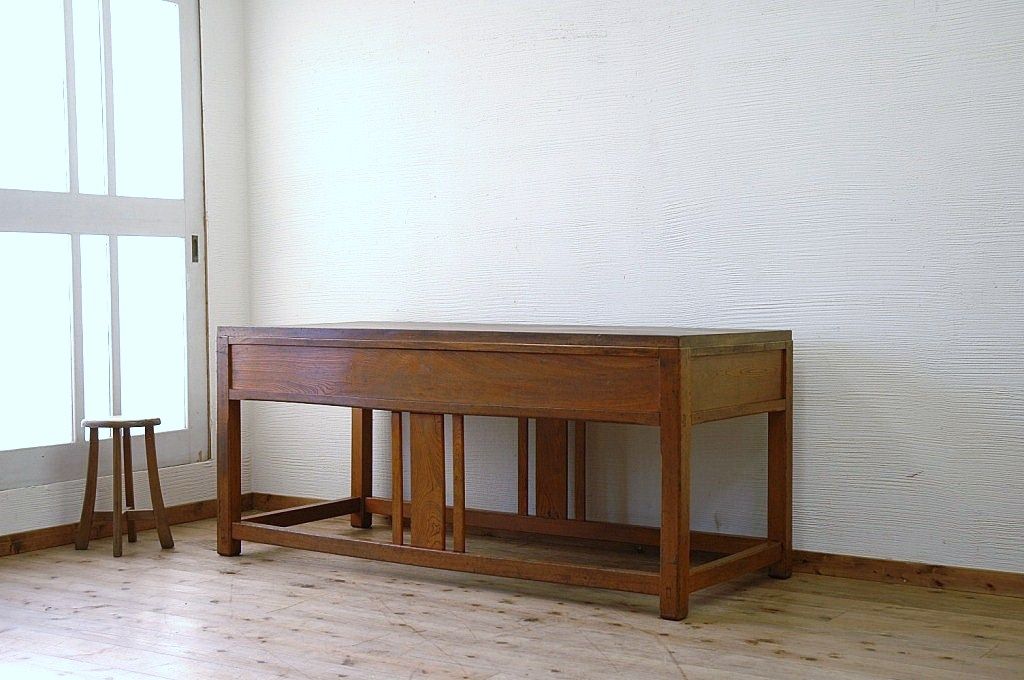 アンティーク家具　天板一枚板!古い木の大きな作業台