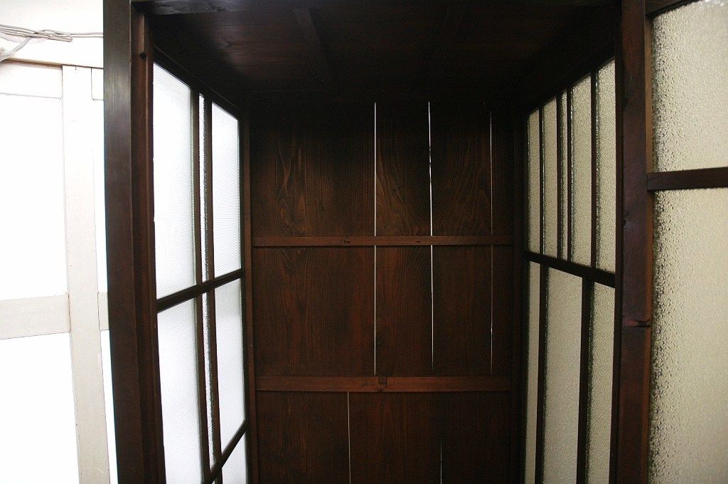 極上美品!古い木の三面ガラス電話ボックス
