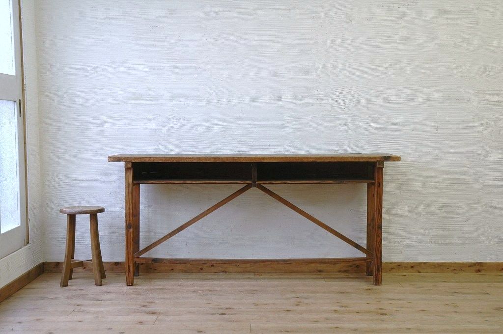 アンティーク家具　★古い木味が素敵な縫製工場の横長作業台10