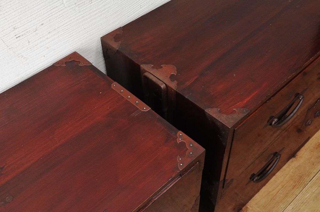 極上美品!漆の綺麗な上手二本松箪笥