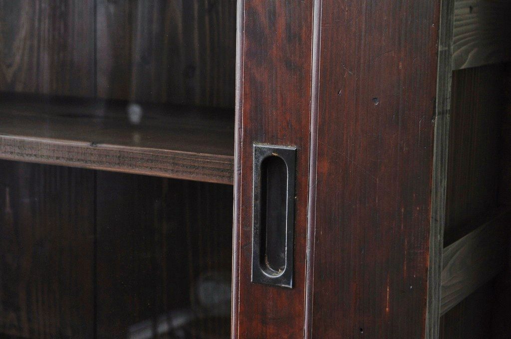 アンティーク家具　極上!迫力のある二段重ね収納箪笥(水屋箪笥、ガラスケース、食器棚、収納棚)