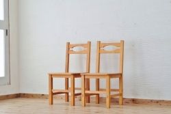 アンティーク家具　1960年代　パイン材のシンプルな椅子2脚セット