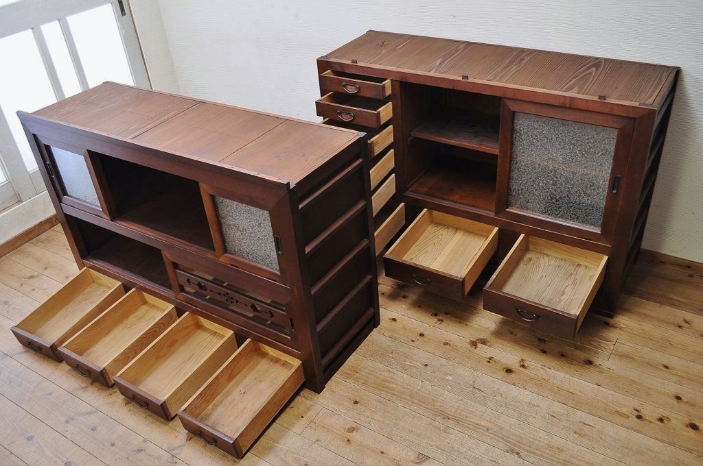 極上美品!モダンな結霜ガラス五尺水屋箪笥