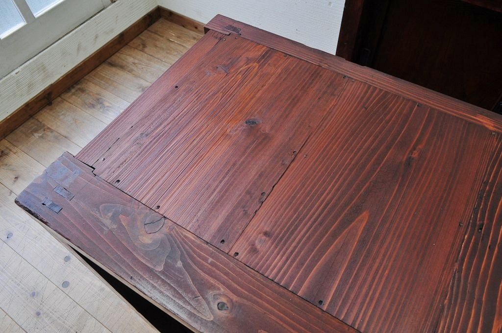 アンティーク家具　極上!古い欅材の重厚な二段重ね収納箪笥