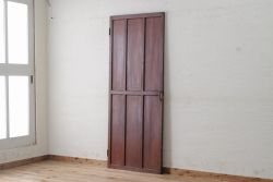 古い木のシンプルな無垢材ドア3