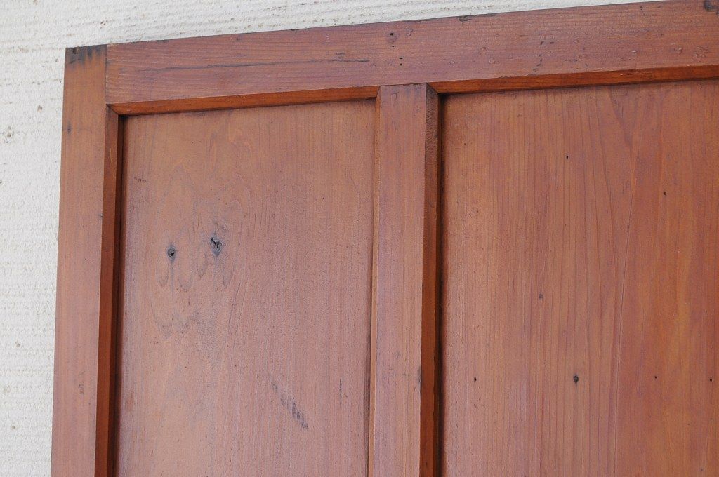 古い木のシンプルな無垢材ドア5
