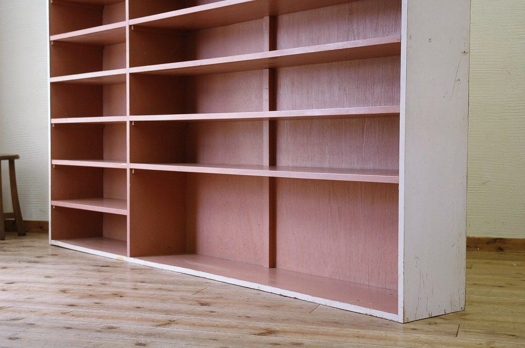 アンティーク家具　特大!ペンキの剥げた大きな飾り棚