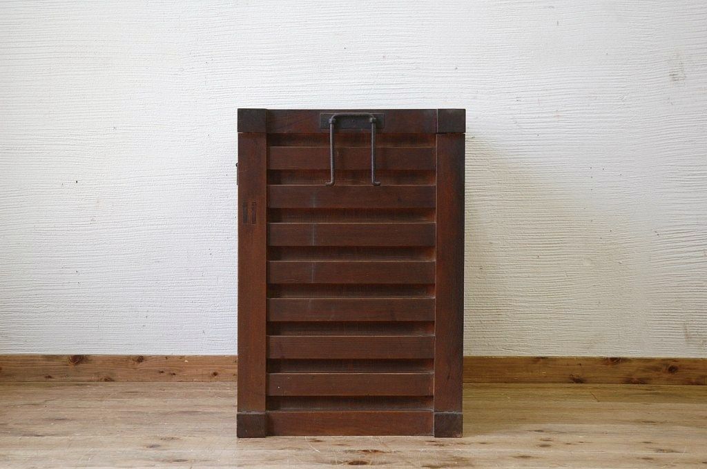 アンティーク家具　明治期!!ケヤキ製の小振りな越後帳場小箪(銭戸棚)