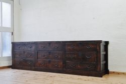 アンティーク家具　素敵な雰囲気!特大の九尺横長時代箪笥