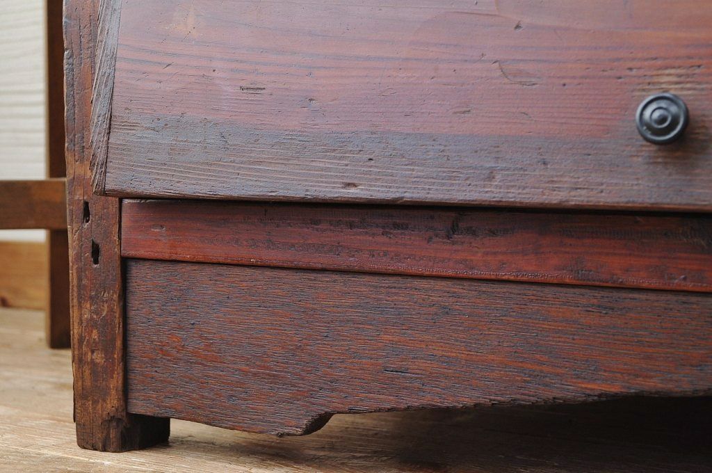アンティーク家具　素敵なデザイン!大きなパタパタ下駄箱