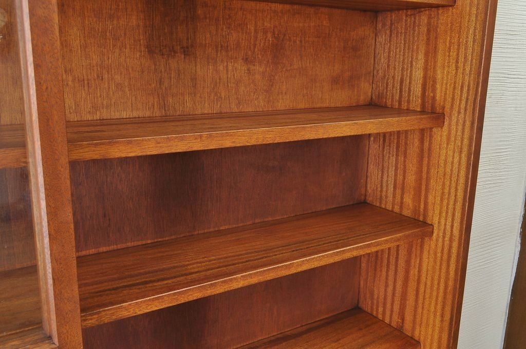 アンティーク家具　特大!古い木のシンプルな収納棚(本棚)