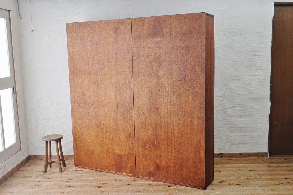 アンティーク家具　特大!古い木のシンプルな収納棚(本棚)