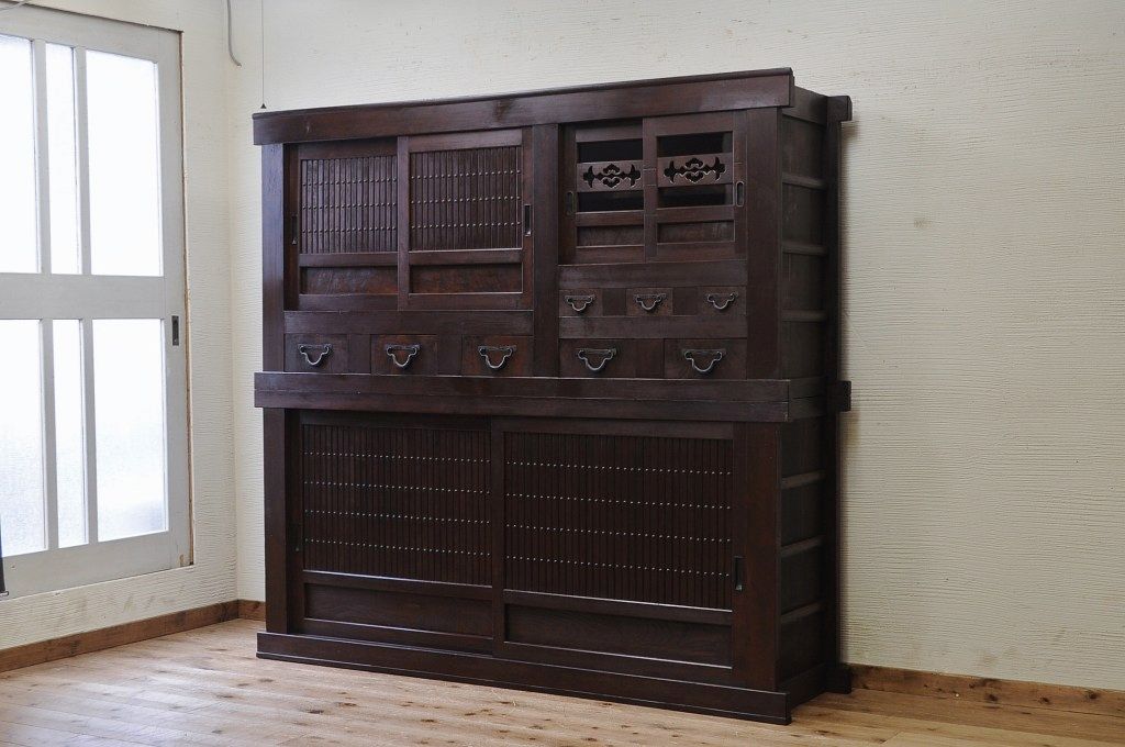 アンティーク家具　重厚!古い木の6尺水屋箪笥