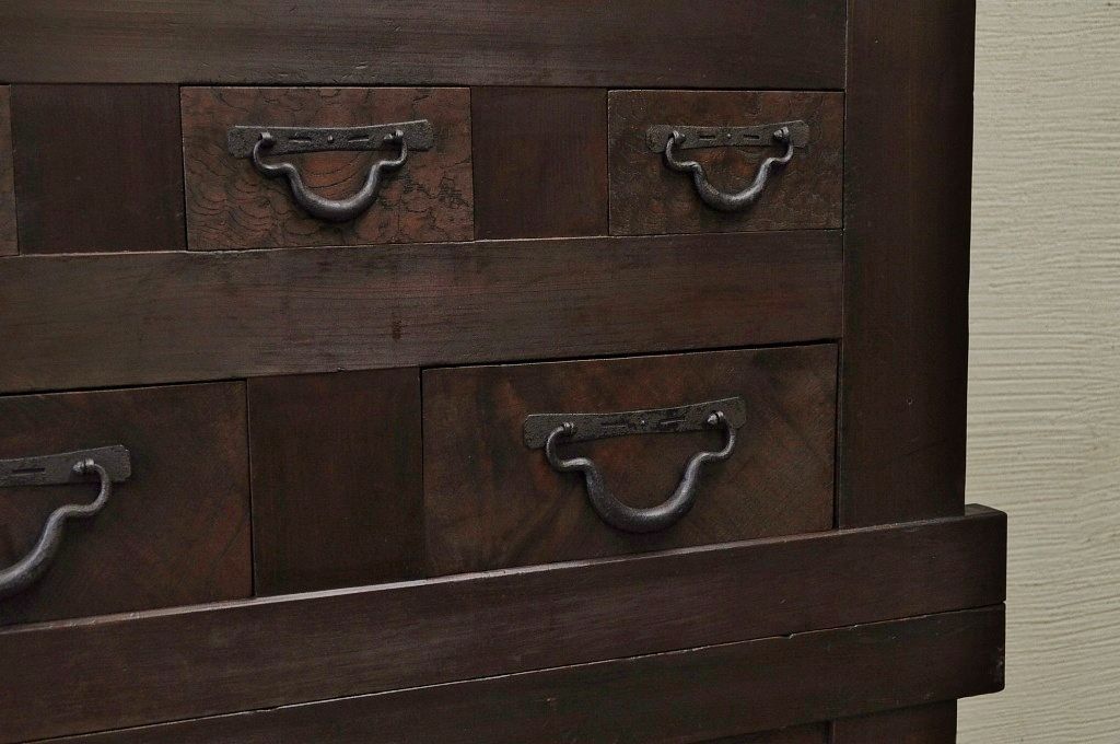 アンティーク家具　重厚!古い木の6尺水屋箪笥