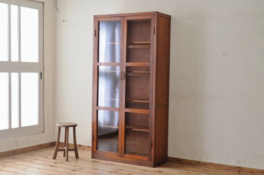 アンティーク家具　古い木のシンプルな本箱(収納棚)