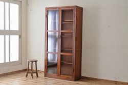 アンティーク家具　古い木のシンプルな本箱(収納棚)