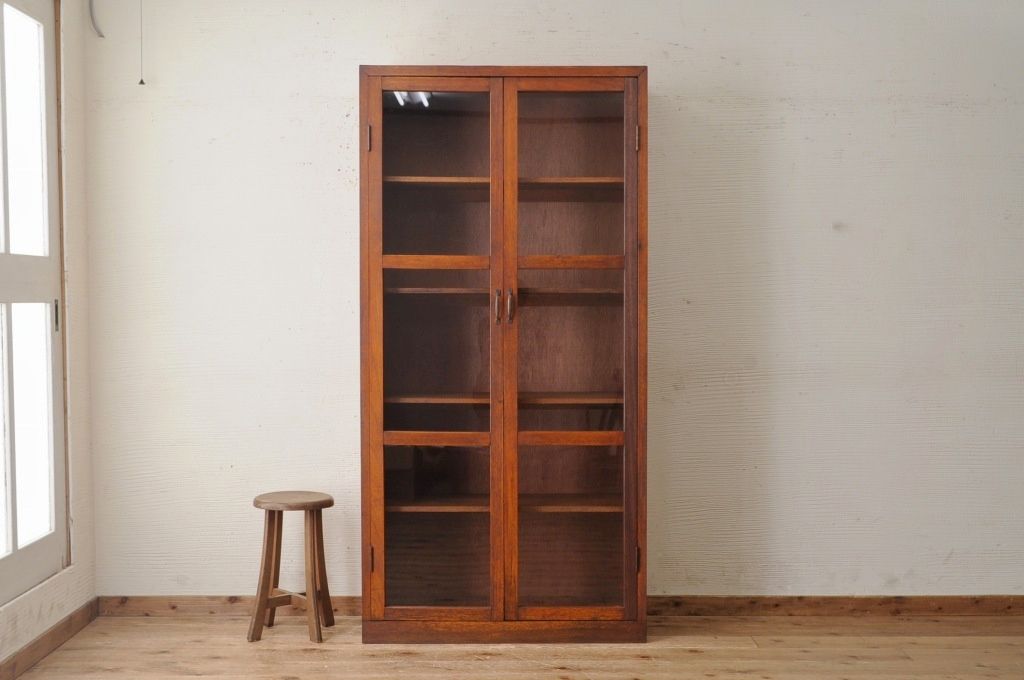 アンティーク家具　古い木のシンプルな本箱(収納棚)