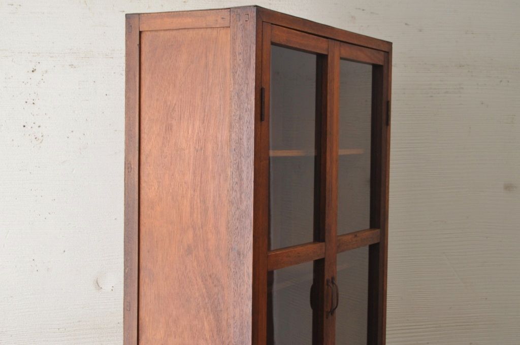 アンティーク家具　古い木のシンプルな本箱(収納棚)
