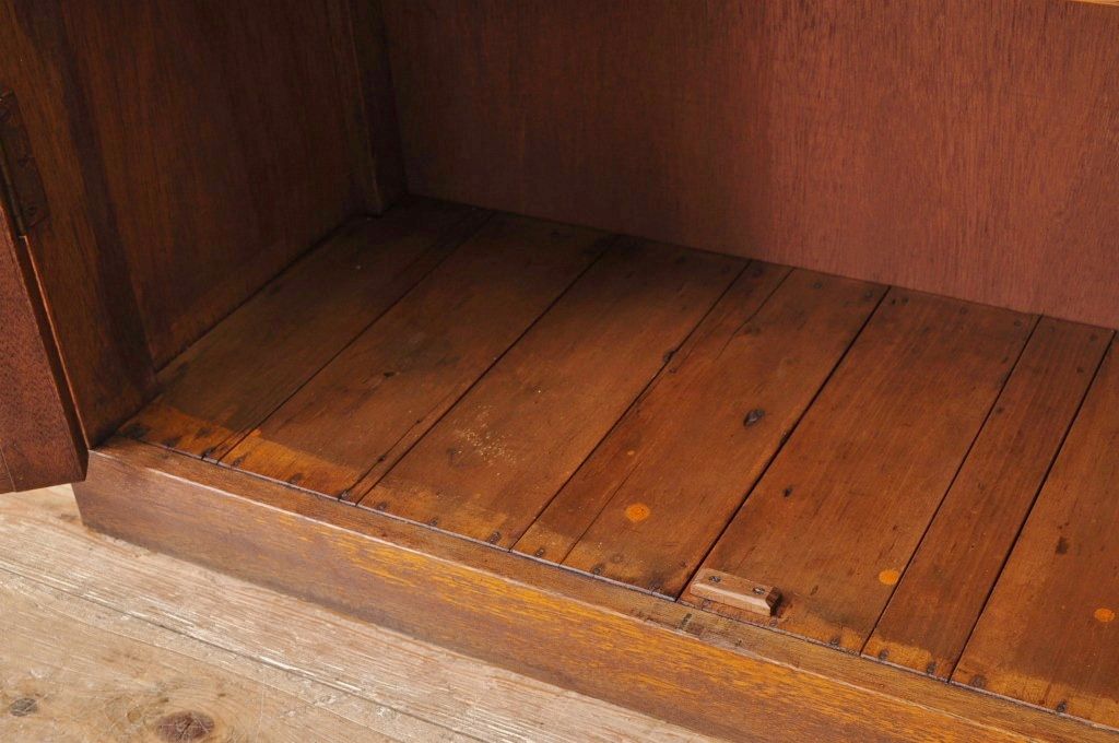 アンティーク家具　古い木のシンプルな本箱(収納棚)