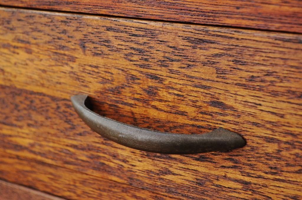 アンティーク家具　小物収納にぴったりなアンティーク引き出し(チェスト)