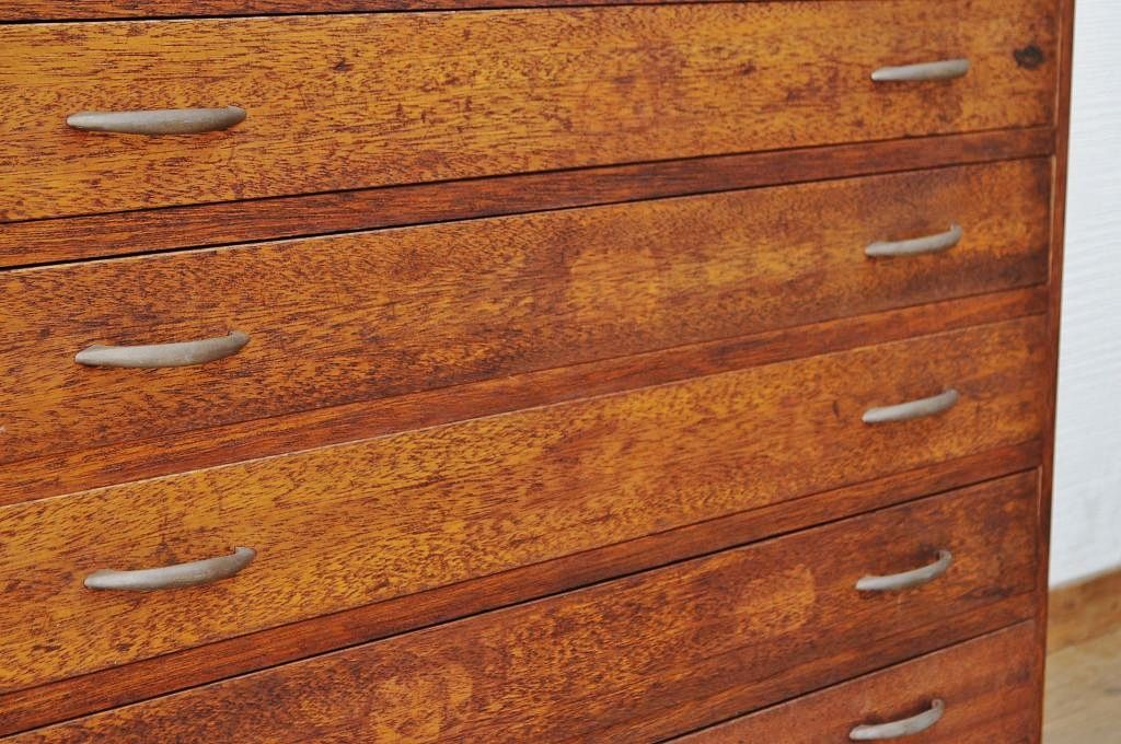 アンティーク家具　古い印刷工場の図面入れ引き出し4