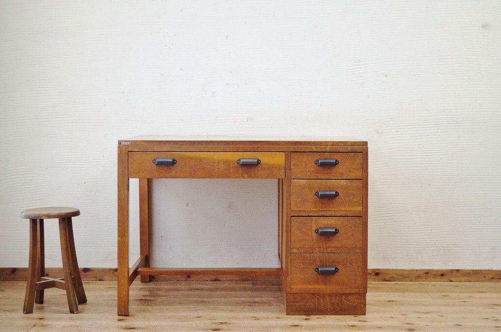 極上美品!古いナラ材の大振りな片袖机