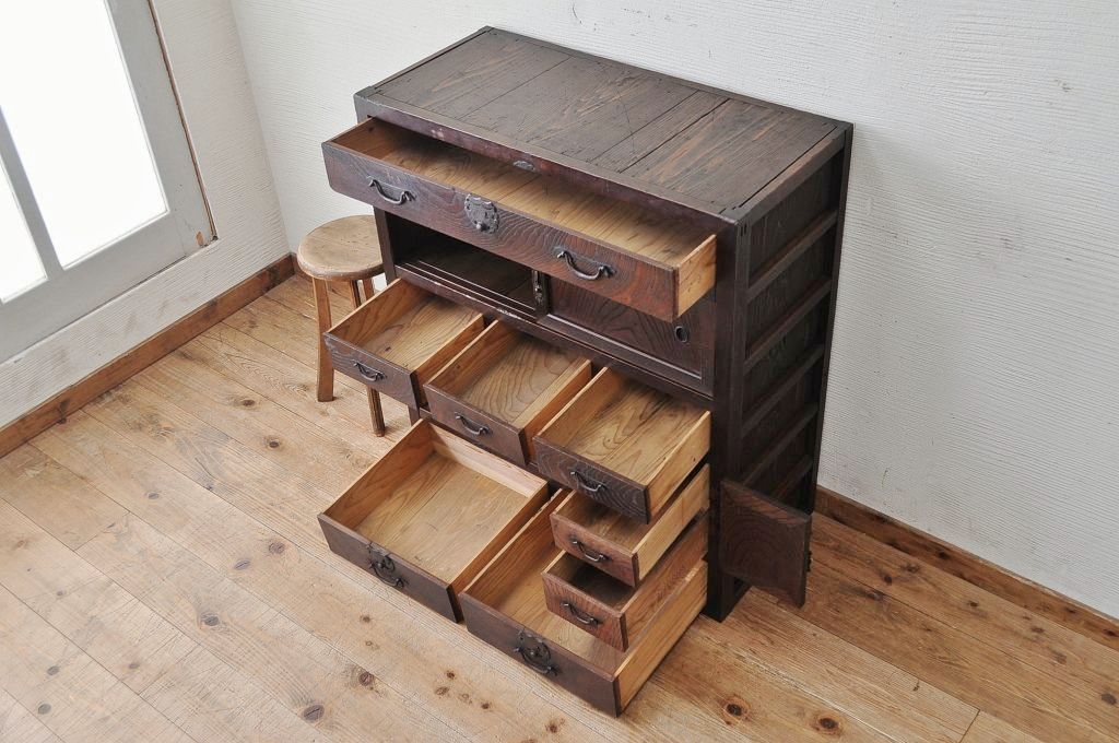 アンティーク家具　前面欅と檜!小振りな関西帳場　
