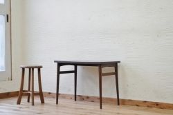 アンティーク家具　1960年代　デザインの良いサイドテーブル