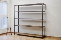 アンティーク家具　◆重厚なアイアン飾り棚(大)