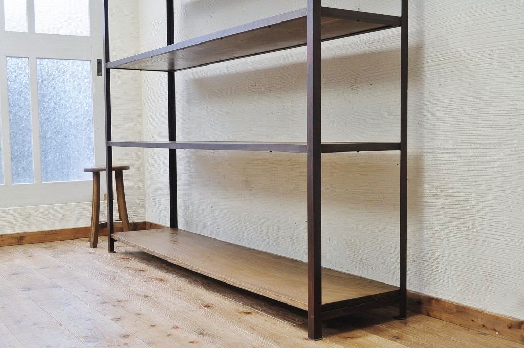 アンティーク家具　◆重厚なアイアン飾り棚(大)